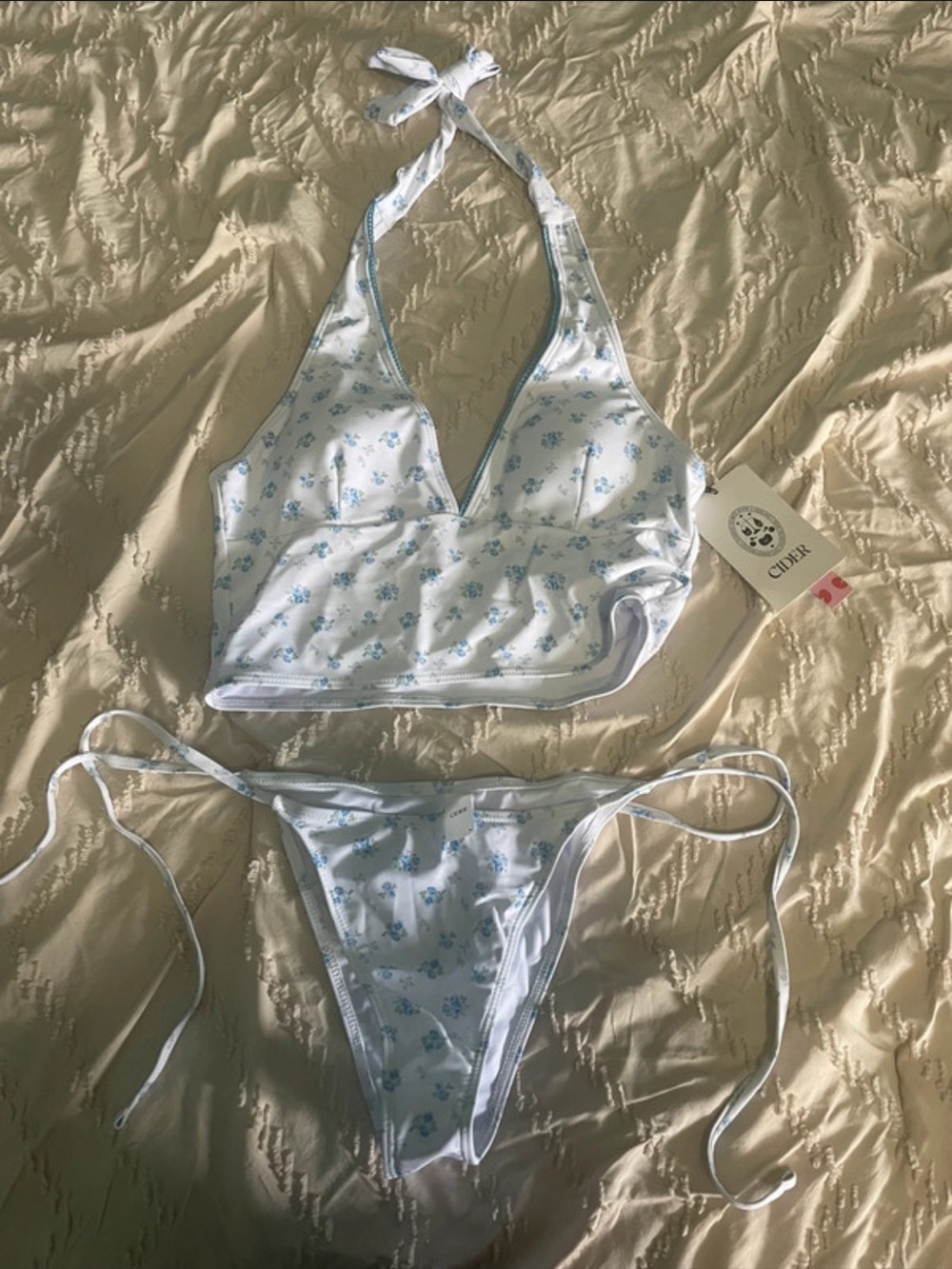 Cider White and Blue Floral Halter Tankini Size M New With Tags